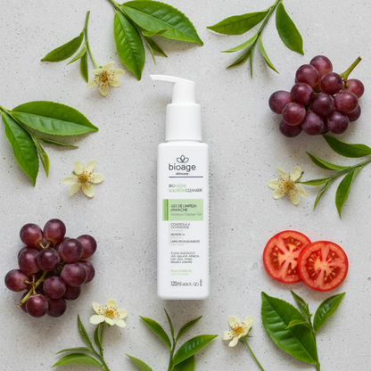 Bioage Bio-Acne Solution Cleanser - flat lay ingredientes