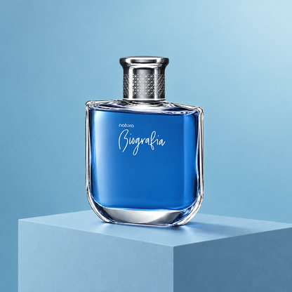Natura Biografia Masculino Deo Colônia 100ml, em base geométrica com fundo azul-claro