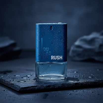 Quasar Rush Eau de Toilette 100ml sobre pedra escura com gotas de água