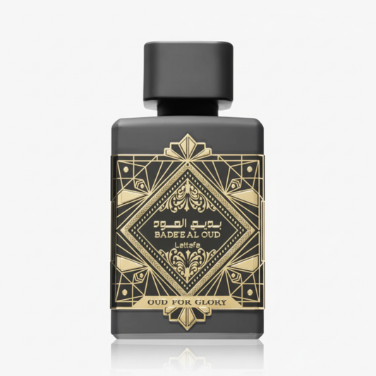 Lattafa Oud For Glory Bade'e Al Oud 100ml fundo branco