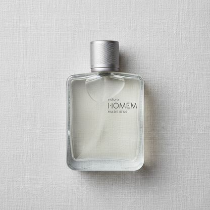 Natura Homem Madeiras 100 ml - flat lay linho cinza