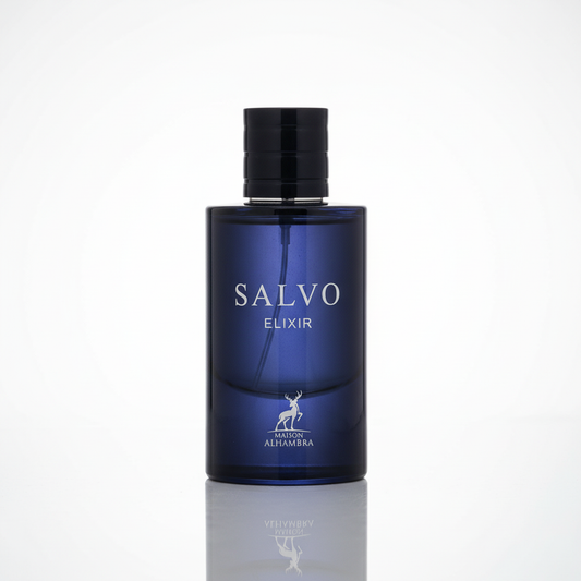 Perfume Salvo Elixir em superfície branca polida