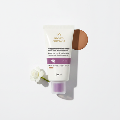Natura Chronos Protetor Clareador FPS 70 Médio Escuro 50ml – Flat Lay