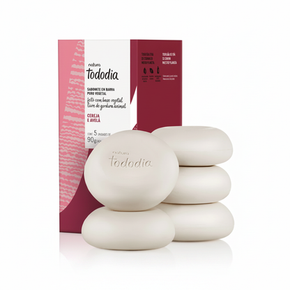 Sabonete em Barra Puro Vegetal Tododia Cereja e Avelã, kit com 5 unidades de 90 g, em fundo branco