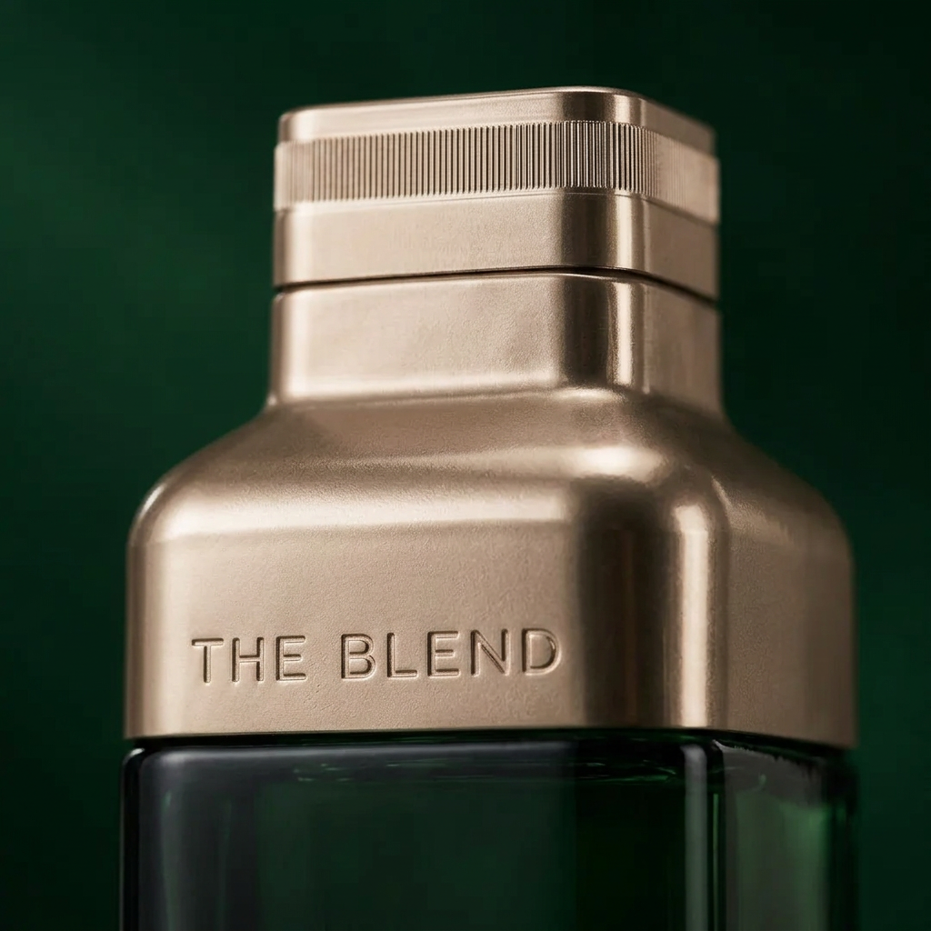 Detalhe da tampa e acabamento metálico The Blend Cardamom