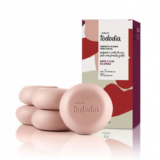 Savon Tododia Grenade et Fleur de Mûrier with packaging on white background