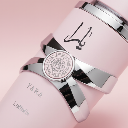 Lattafa Yara - detalhe rótulo 45°